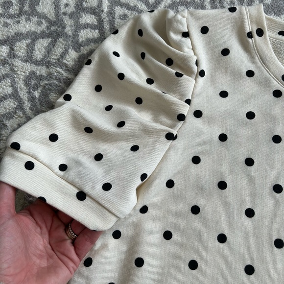 White & black polka dot top with adorable slightly puffy sleeves. Size L. - Picture 2 of 3